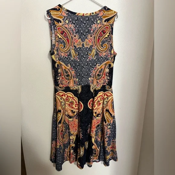 LULAROE Classic Nikki Sleeveless Knit Dress Paisley Pattern Navy Blue Women's XL - Picture 4 of 4